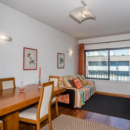 Apartment Stunning Flat - Parque Das Nações - Lissabon